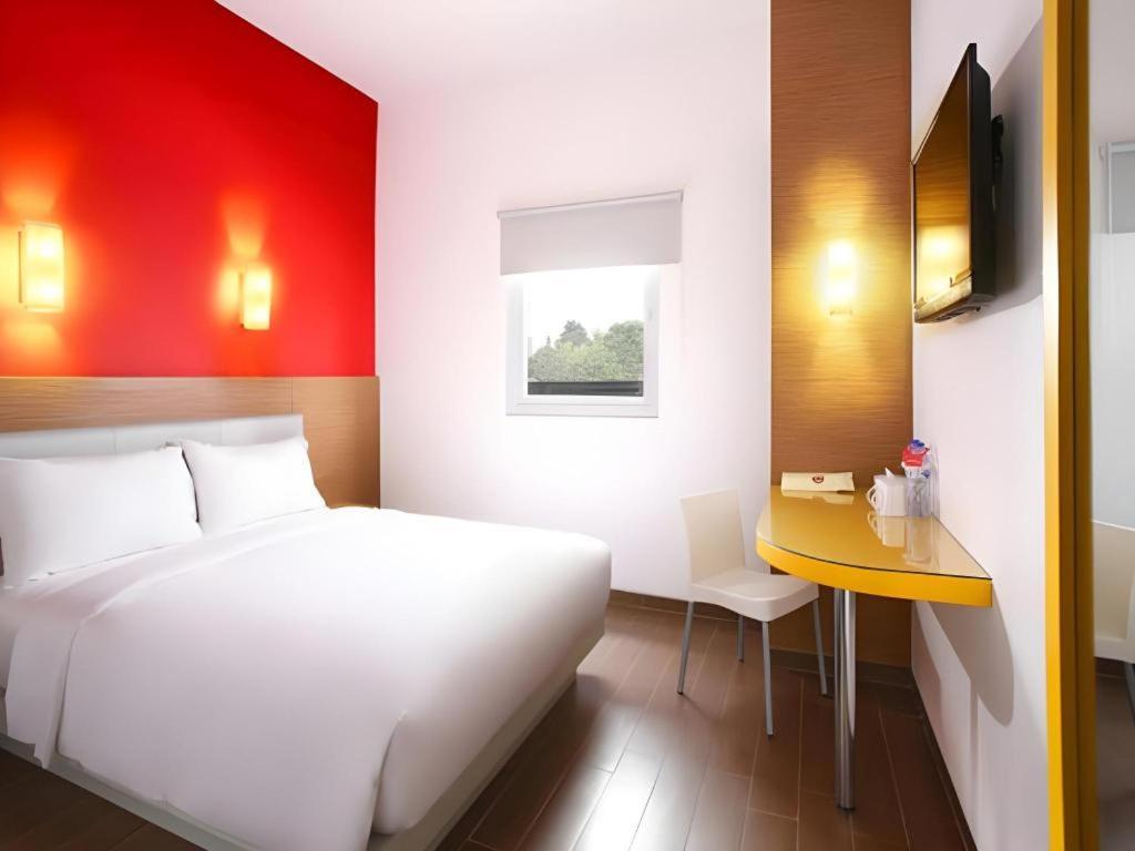 Amaris Hotel La Codefin Kemang Jakarta Luaran gambar