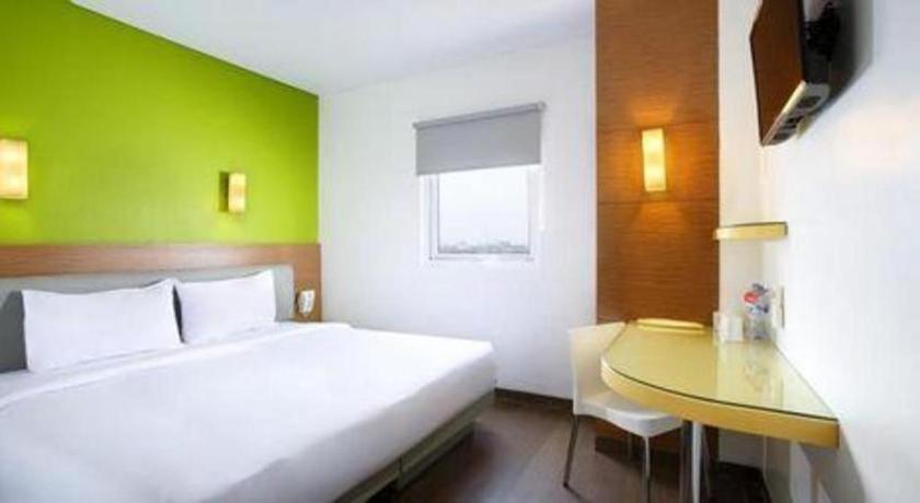 Amaris Hotel La Codefin Kemang Jakarta Luaran gambar